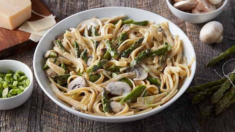 Asparagus Fettuccine Alfredo