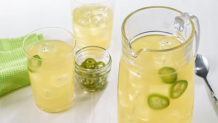 Pineapple Jalapeño Spritzer
